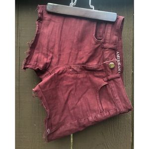 American Eagle maroon high rise shortie